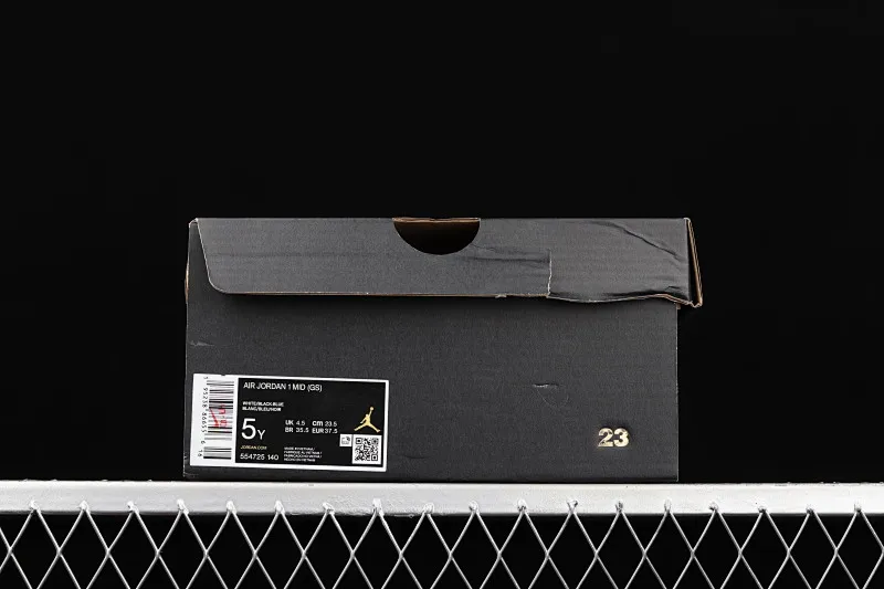 All categories Air Jordan Jordan series basketball shoes Air Jordan 1 Mid Air Jordan 1 Mid AJ1 Joe 1 black and white blue panda mid-top cultural basketball shoes 554725-140